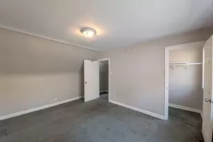 215 W 112th Pl, Chicago, IL 60628 - Photo 9