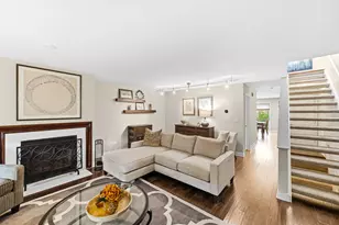 106 Bishop Quarter Ln, Oak Park, IL 60302 - Photo 17