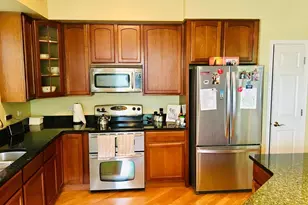 77 N Quentin Rd, Palatine, IL 60067 - Photo 7