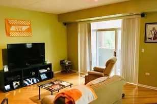 77 N Quentin Rd, Palatine, IL 60067 - Photo 3