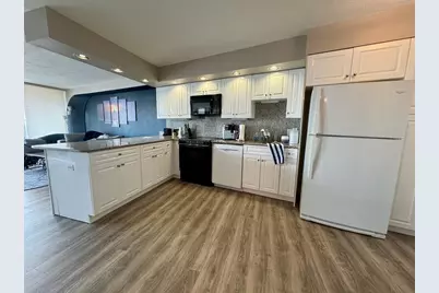 300 N State Street #5033, Chicago, IL 60654 - Photo 7