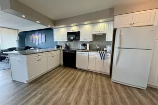 300 N State St, Chicago, IL 60654 - Photo 7
