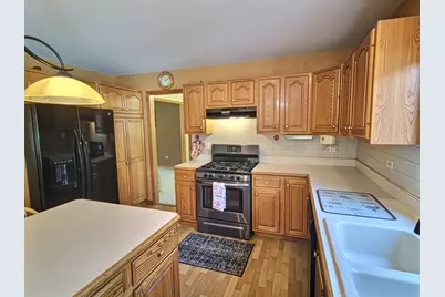 23235 S Volbrecht Road, Crete, IL 60417 - Photo 11