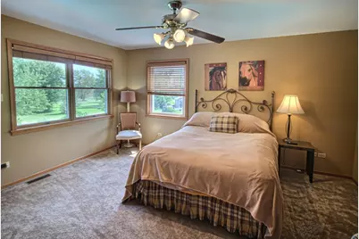 23235 S Volbrecht Road, Crete, IL 60417 - Photo 19