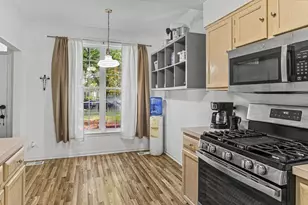2157 Rossiter Pkwy, Plainfield, IL 60586 - Photo 7