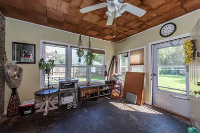 1033 W Atlantic Avenue, Waukegan, IL 60085 - Photo 15