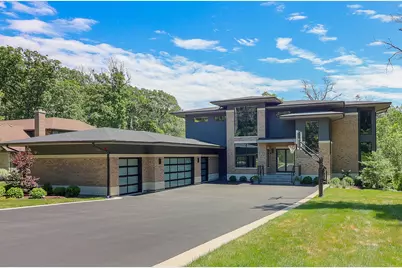 105 W Glendale Terrace, Roselle, IL 60172 - Photo 3