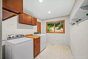 364 E Lincoln Ave, Glendale Heights, IL 60139 - Photo 11
