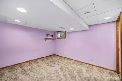 364 E Lincoln Avenue, Glendale Heights, IL 60139 - Photo 15