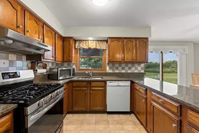 1384 President Street, Glendale Heights, IL 60139 - Photo 9
