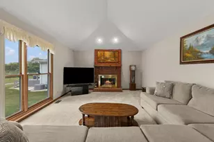 1384 President St, Glendale Heights, IL 60139 - Photo 11