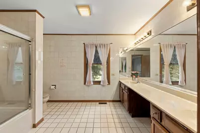 1384 President Street, Glendale Heights, IL 60139 - Photo 17