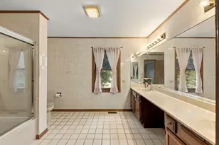 1384 President St, Glendale Heights, IL 60139 - Photo 17