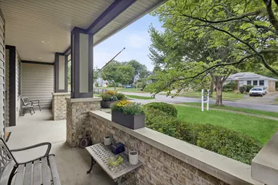 158 E Columbia Avenue, Elmhurst, IL 60126 - Photo 3