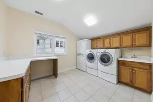 158 E Columbia Ave, Elmhurst, IL 60126 - Photo 29