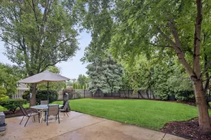 158 E Columbia Ave, Elmhurst, IL 60126 - Photo 37