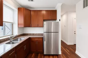 7229 N Rogers Ave, Chicago, IL 60645 - Photo 3