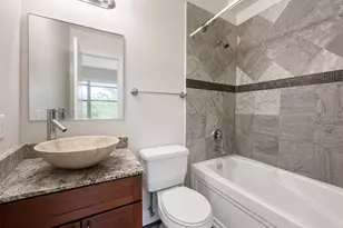 7229 N Rogers Ave, Chicago, IL 60645 - Photo 13