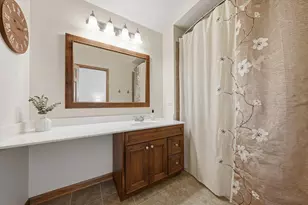 3250 Ronan Dr, Lake in the Hills, IL 60156 - Photo 23