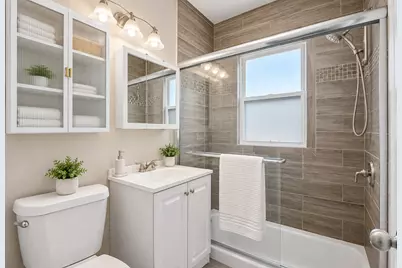 4211 N Keystone Avenue #2E, Chicago, IL 60641 - Photo 11