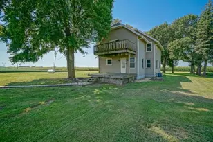 927 N Valentine Rd, Polo, IL 61064 - Photo 43