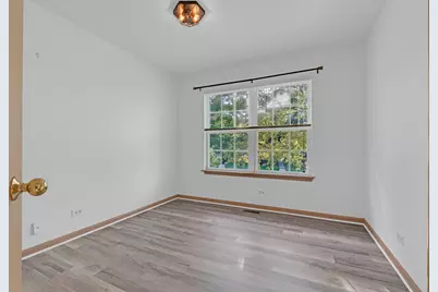 1651 Apple Tree Lane, West Chicago, IL 60185 - Photo 15