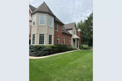 140 Roundtree Court, Bloomingdale, IL 60108 - Photo 1