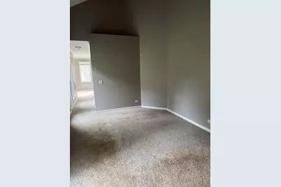 140 Roundtree Court, Bloomingdale, IL 60108 - Photo 5