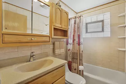 9232 Parkside Avenue, Oak Lawn, IL 60453 - Photo 19