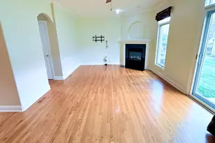 168 Mayo Ct, Elmhurst, IL 60126 - Photo 9