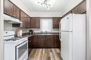 816 W St James St, Arlington Heights, IL 60005 - Photo 9