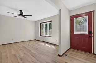 16 Sherwick Rd, Oswego, IL 60543 - Photo 5
