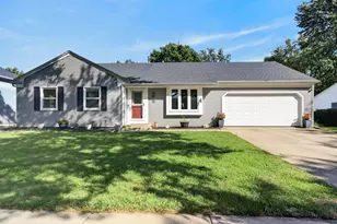 16 Sherwick Rd, Oswego, IL 60543 - Photo 3