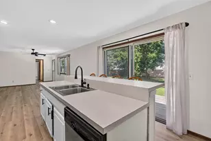 16 Sherwick Rd, Oswego, IL 60543 - Photo 17