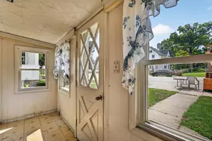 1107 Sterling Ave, Joliet, IL 60432 - Photo 7