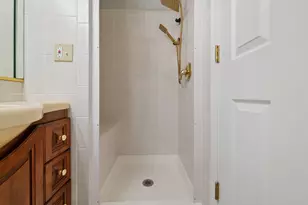 204 Bohland Ave, Bellwood, IL 60104 - Photo 15