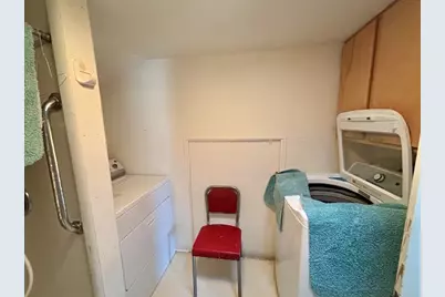 111 N Adams Street, Carthage, IL 62321 - Photo 23