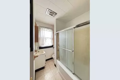 111 N Adams Street, Carthage, IL 62321 - Photo 39