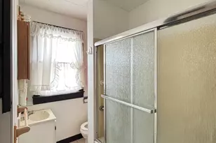 111 N Adams St, Carthage, IL 62321 - Photo 39