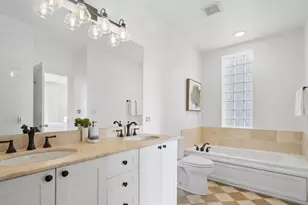 2147 W Rice St, Chicago, IL 60622 - Photo 15