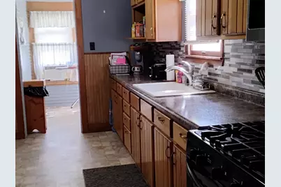 319 S Main Street, Gilman, IL 60938 - Photo 7