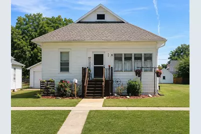 319 S Main Street, Gilman, IL 60938 - Photo 1