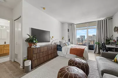 330 W Grand Avenue #1405, Chicago, IL 60654 - Photo 3