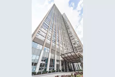 655 W Irving Park Road #702, Chicago, IL 60613 - Photo 3