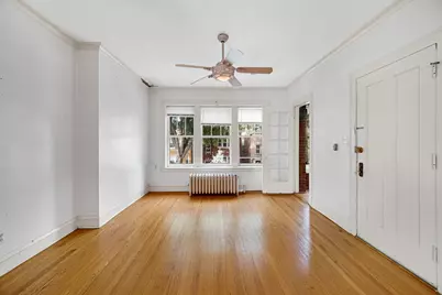 5753 N Washtenaw Avenue, Chicago, IL 60659 - Photo 3