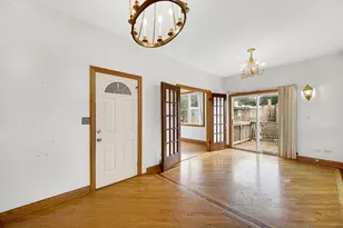 5753 N Washtenaw Ave, Chicago, IL 60659 - Photo 13