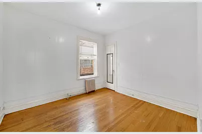 5753 N Washtenaw Avenue, Chicago, IL 60659 - Photo 11