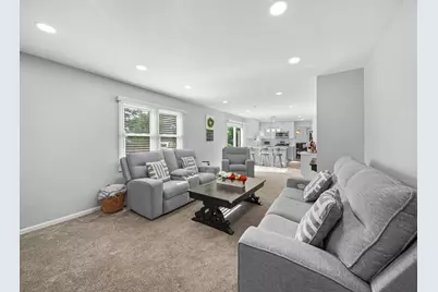 2443 Lawson Boulevard, Gurnee, IL 60031 - Photo 15