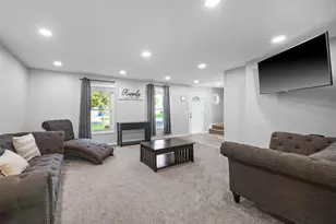 2443 Lawson Blvd, Gurnee, IL 60031 - Photo 7