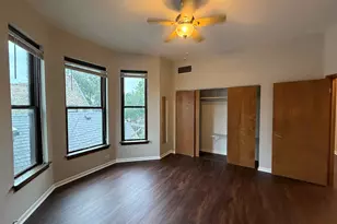 325 W Wisconsin St, Chicago, IL 60614 - Photo 11